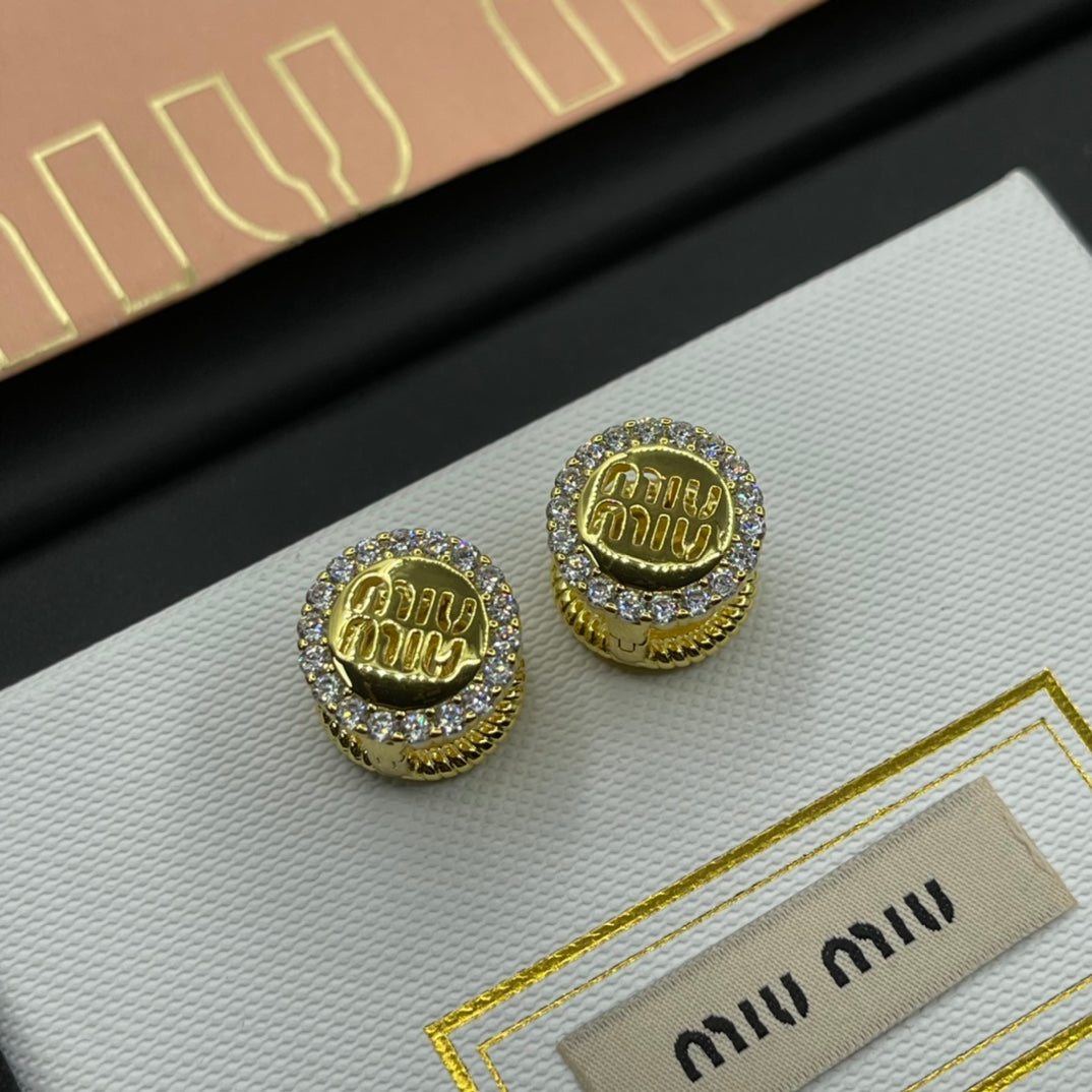 14A518EDE Stylish Earrings