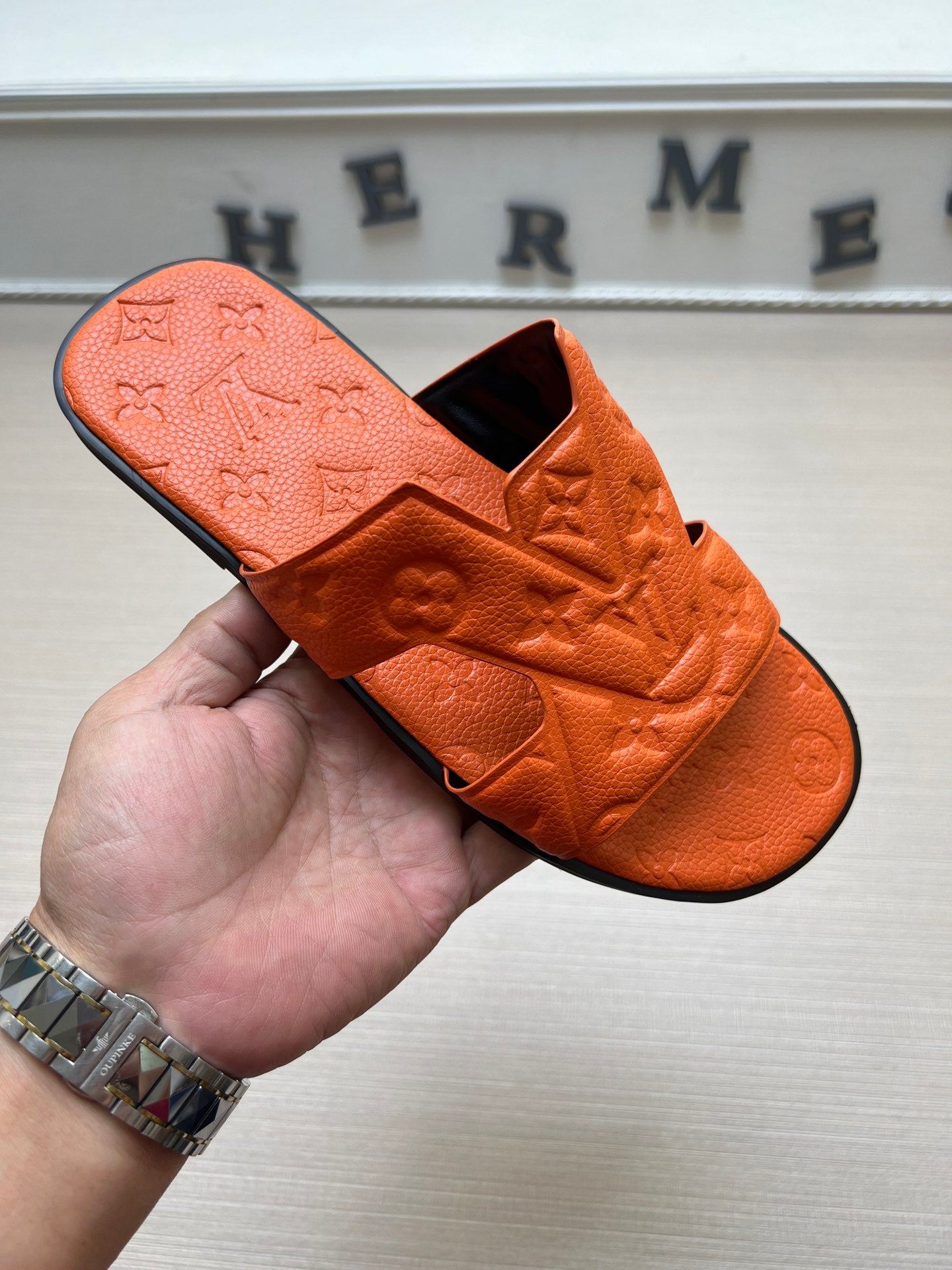 54E34ZDE Stylish slippers