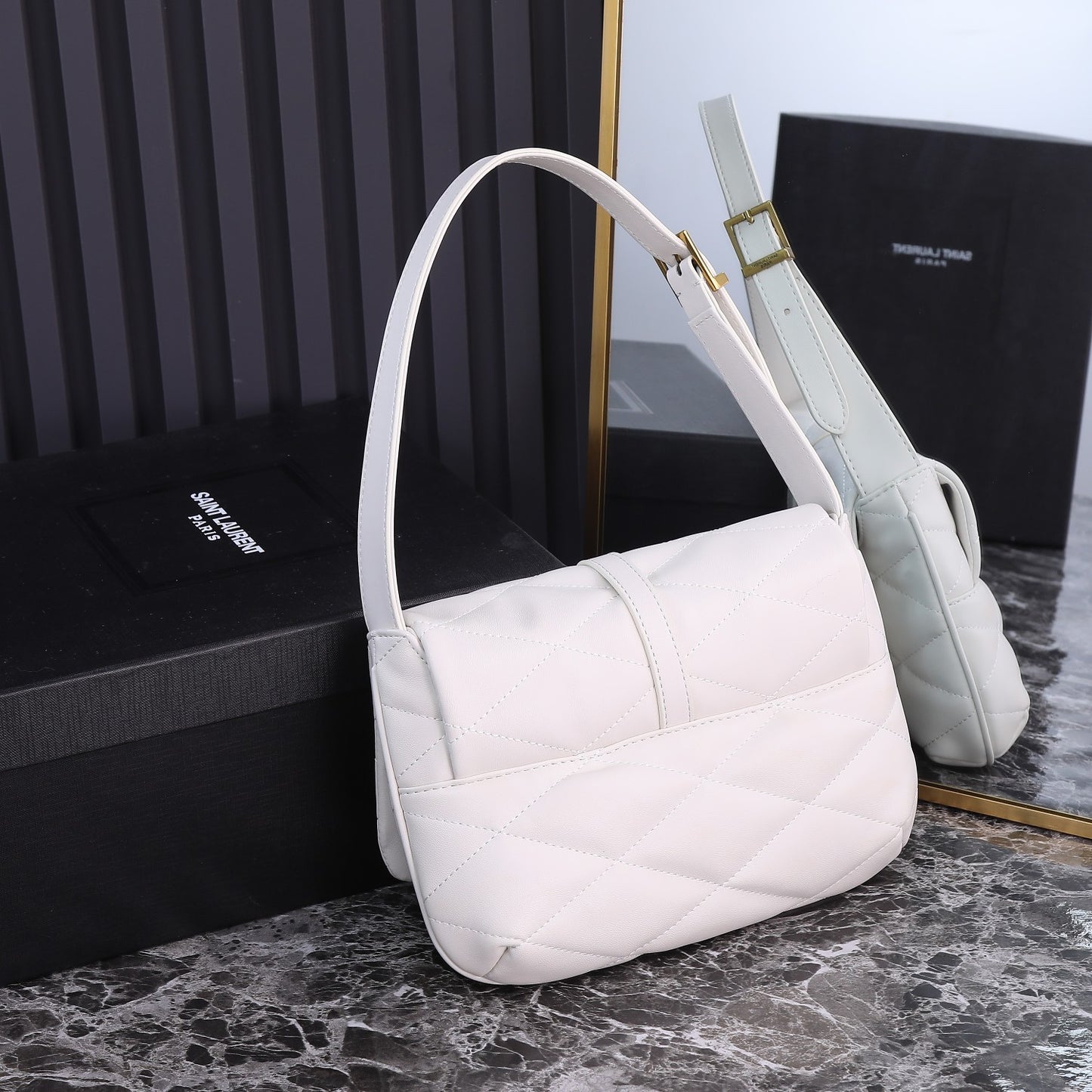 XSL9BDE Stylish leather bag 