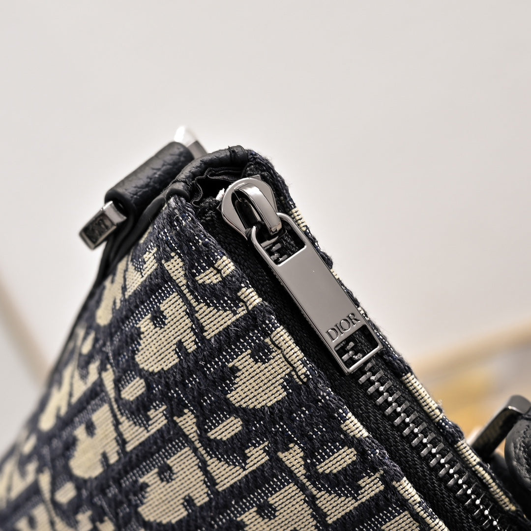 1XD65BDE Stylish bag