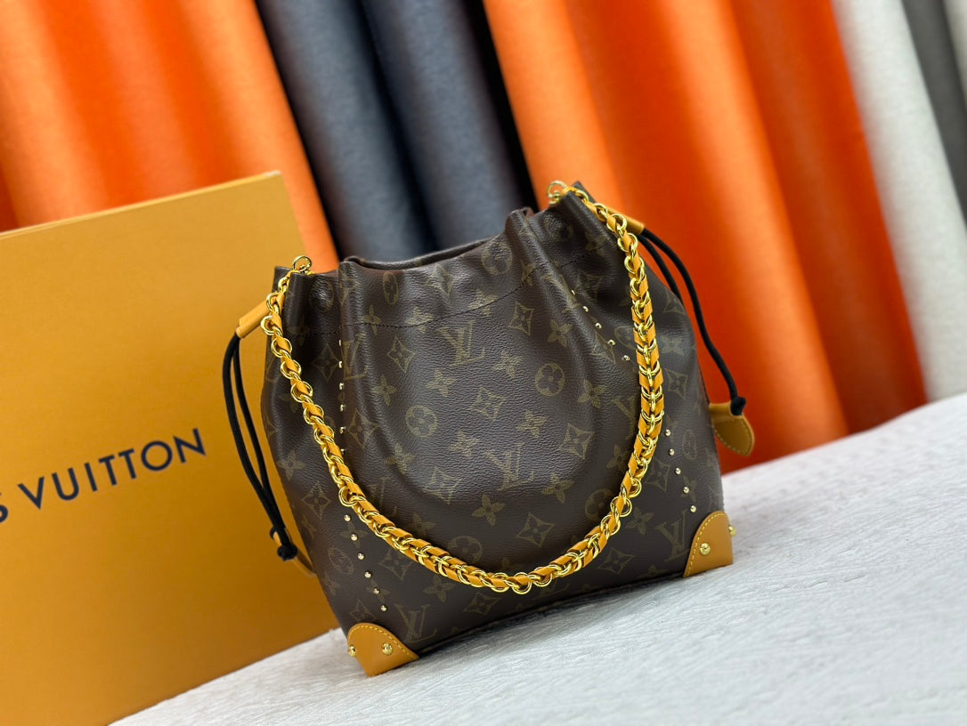 1XE56BDE Stylish leather bag