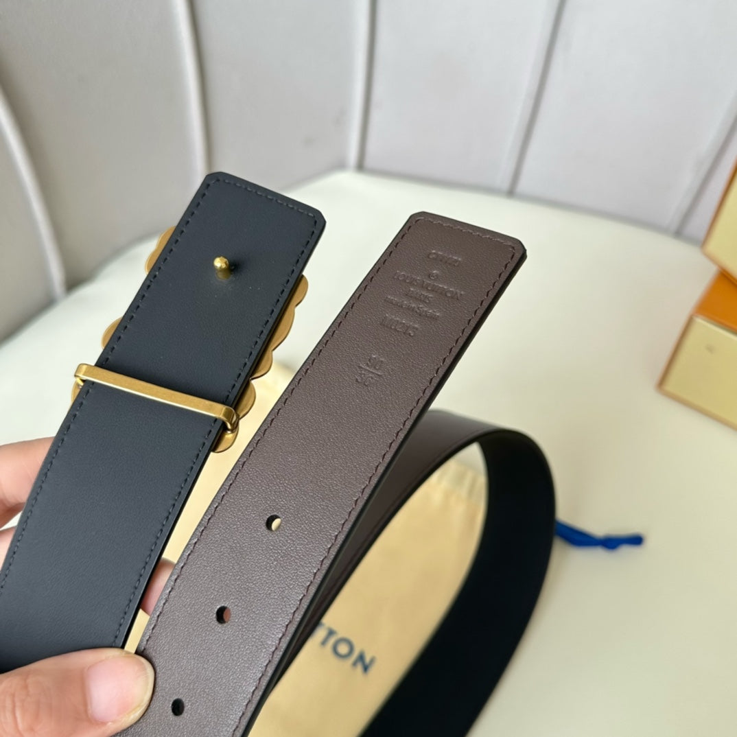 14E23PDE Stylish  High quality belt With full package