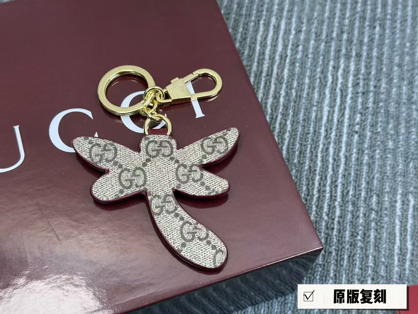35RB9ADE Stylish bag 's charms accessories