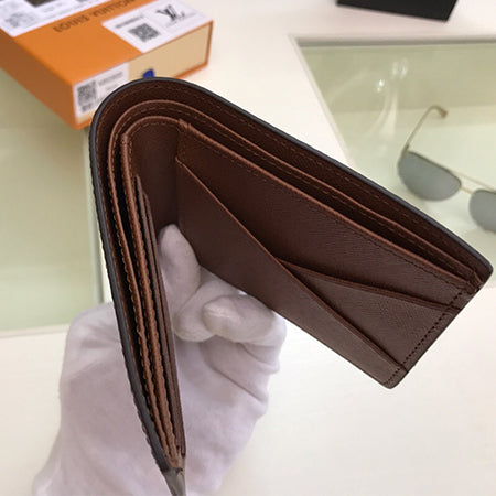 3E15BDE Stylish leather wallets