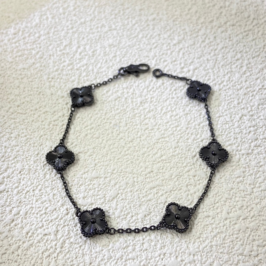 5XVA185KDE Stylish rings,earrings, bracelets,necklaces