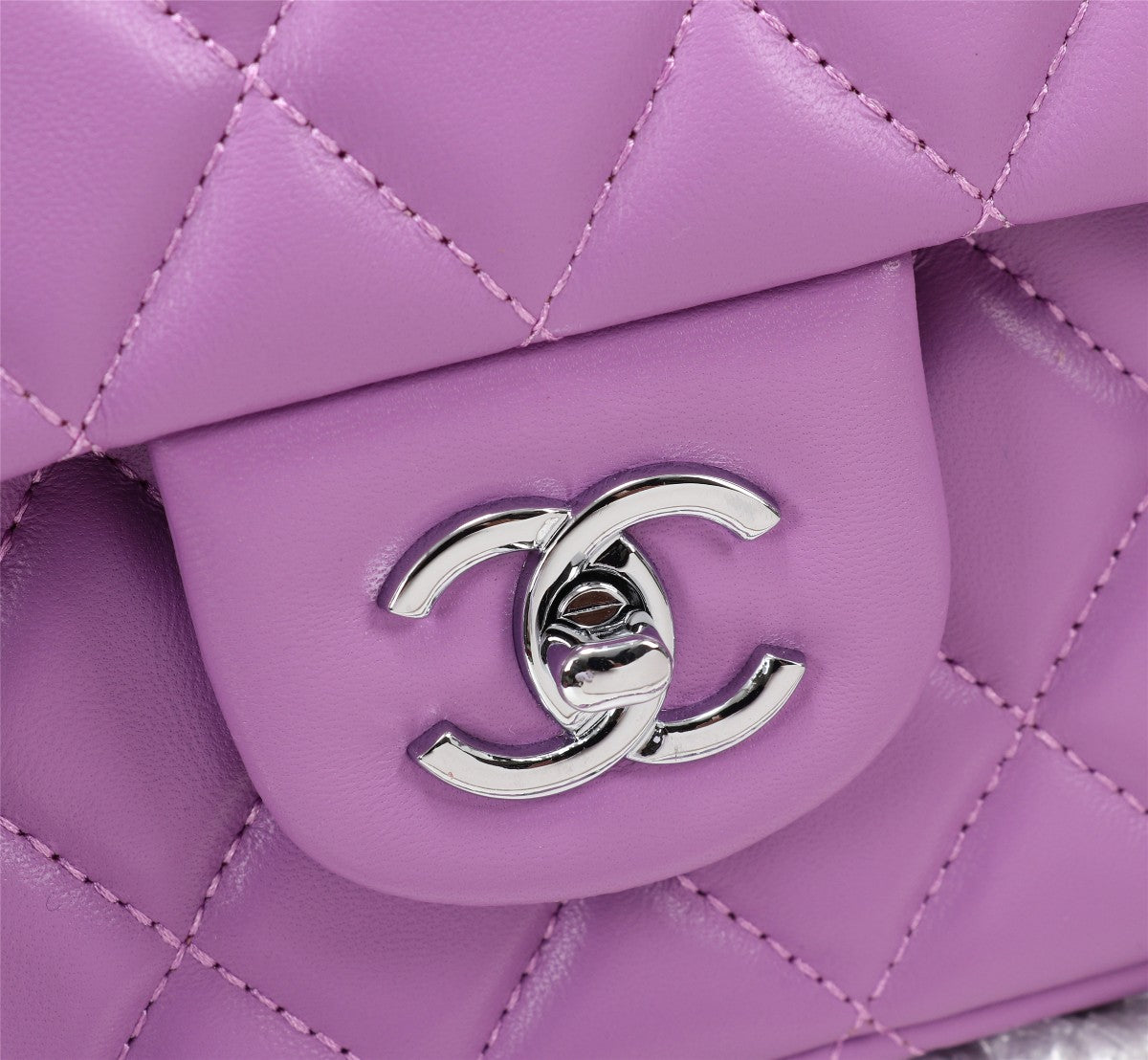 1XC97BDE Stylish leather bag 