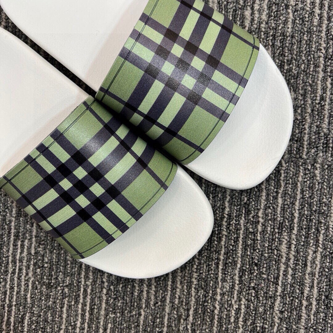 535ZR260ZDE Stylish Slippers