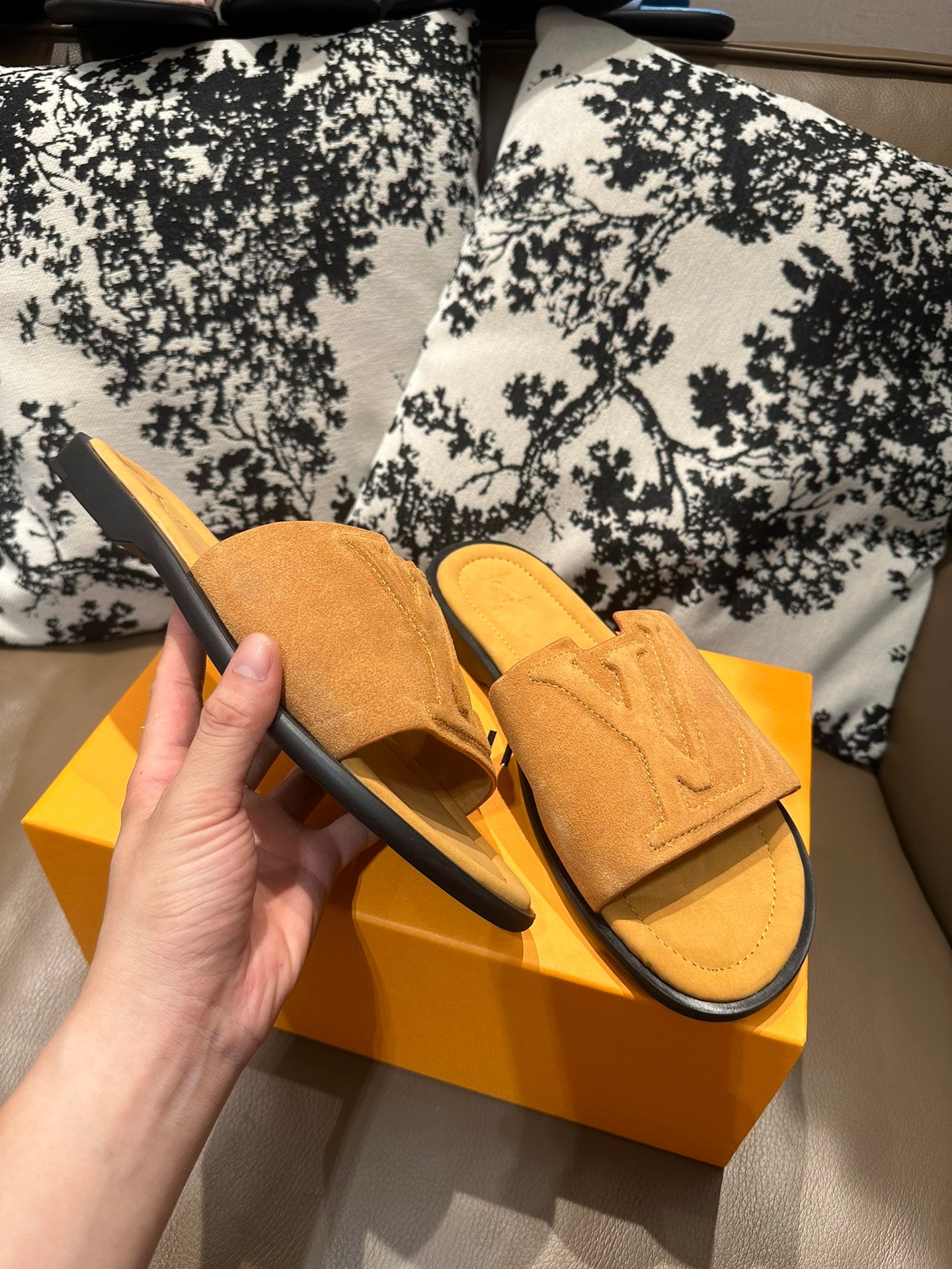 285ZE25ZDE Stylish leather Shoes