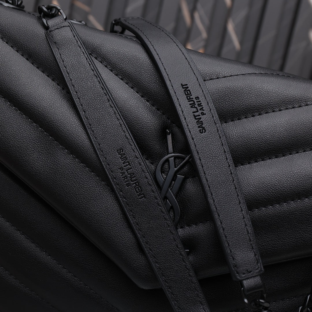 1XSL267BDE Stylish leather bag 