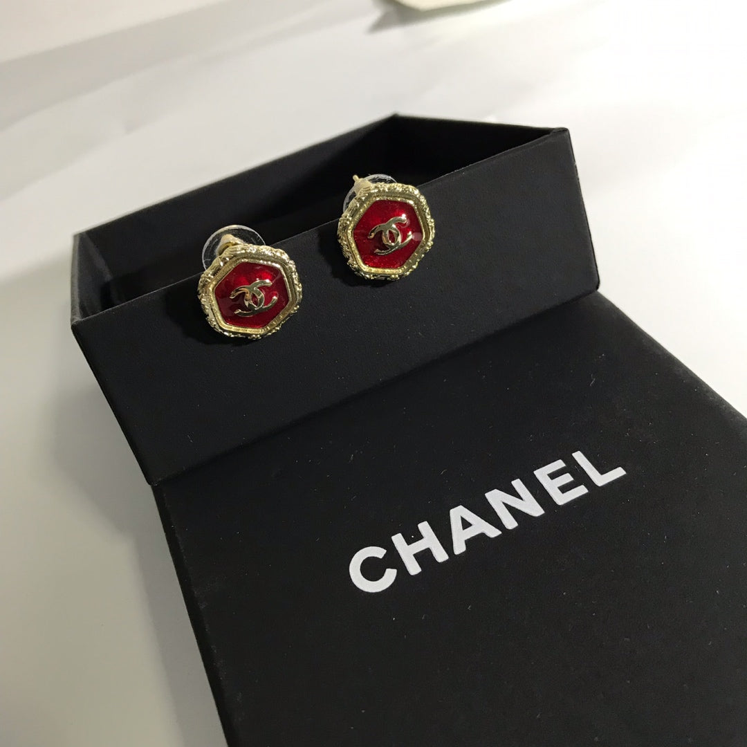 14C96EDE Stylish Earrings