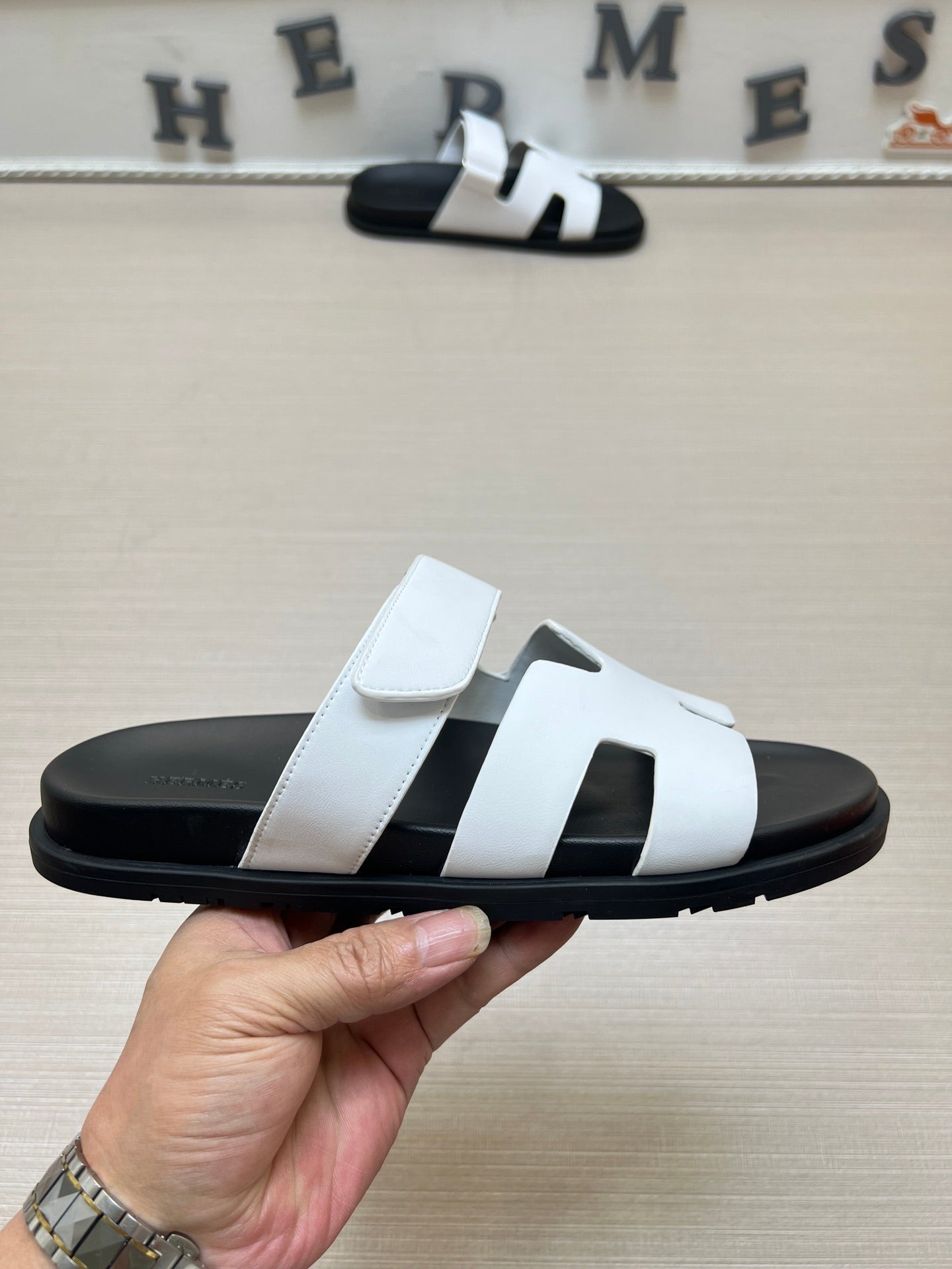 535RH6ZDE Stylish Slippers shoes