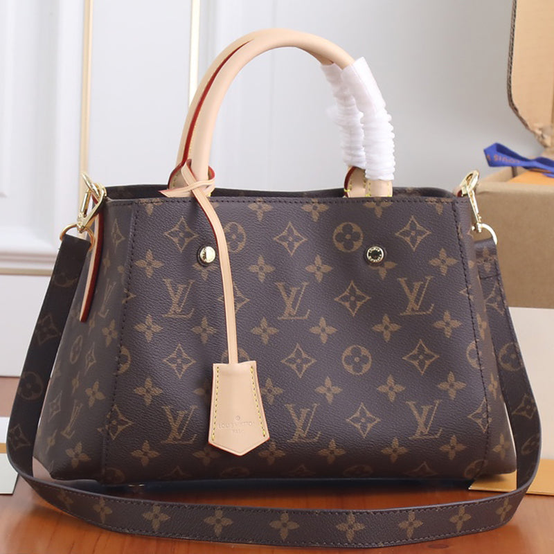 2XE317BDE Stylish leather bag 