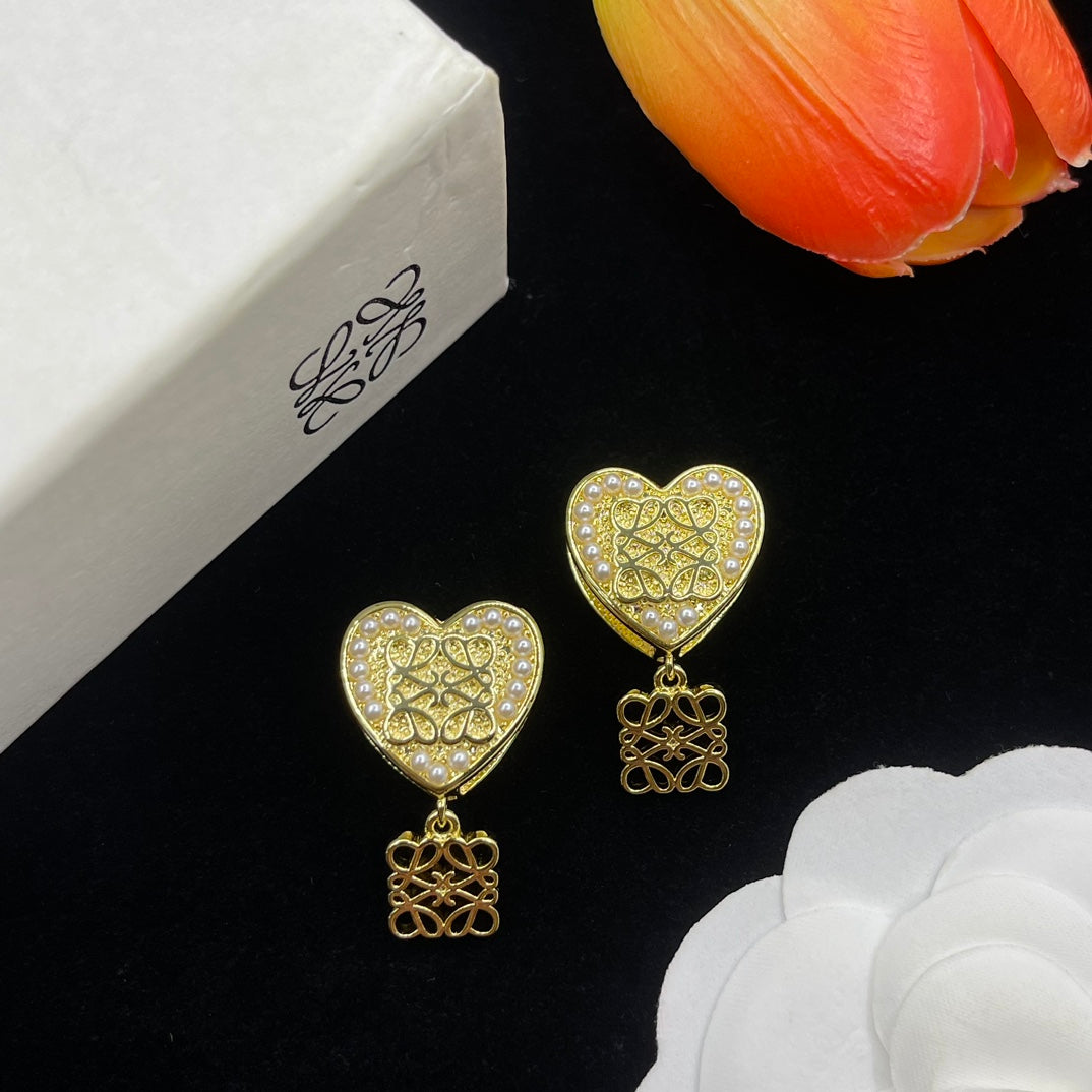14A1002EDE Stylish Earrings