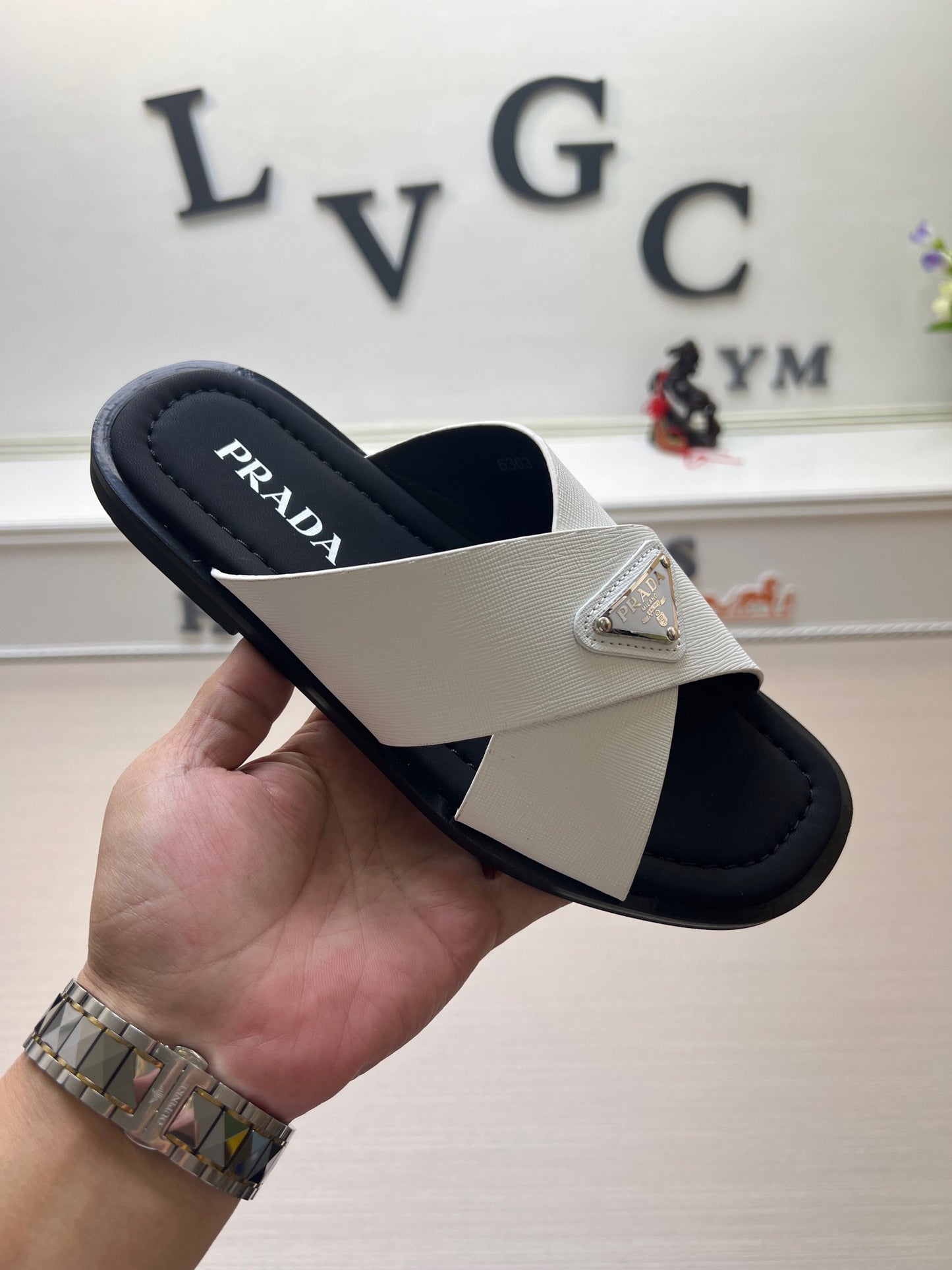 54PD71ZDE Stylish slippers