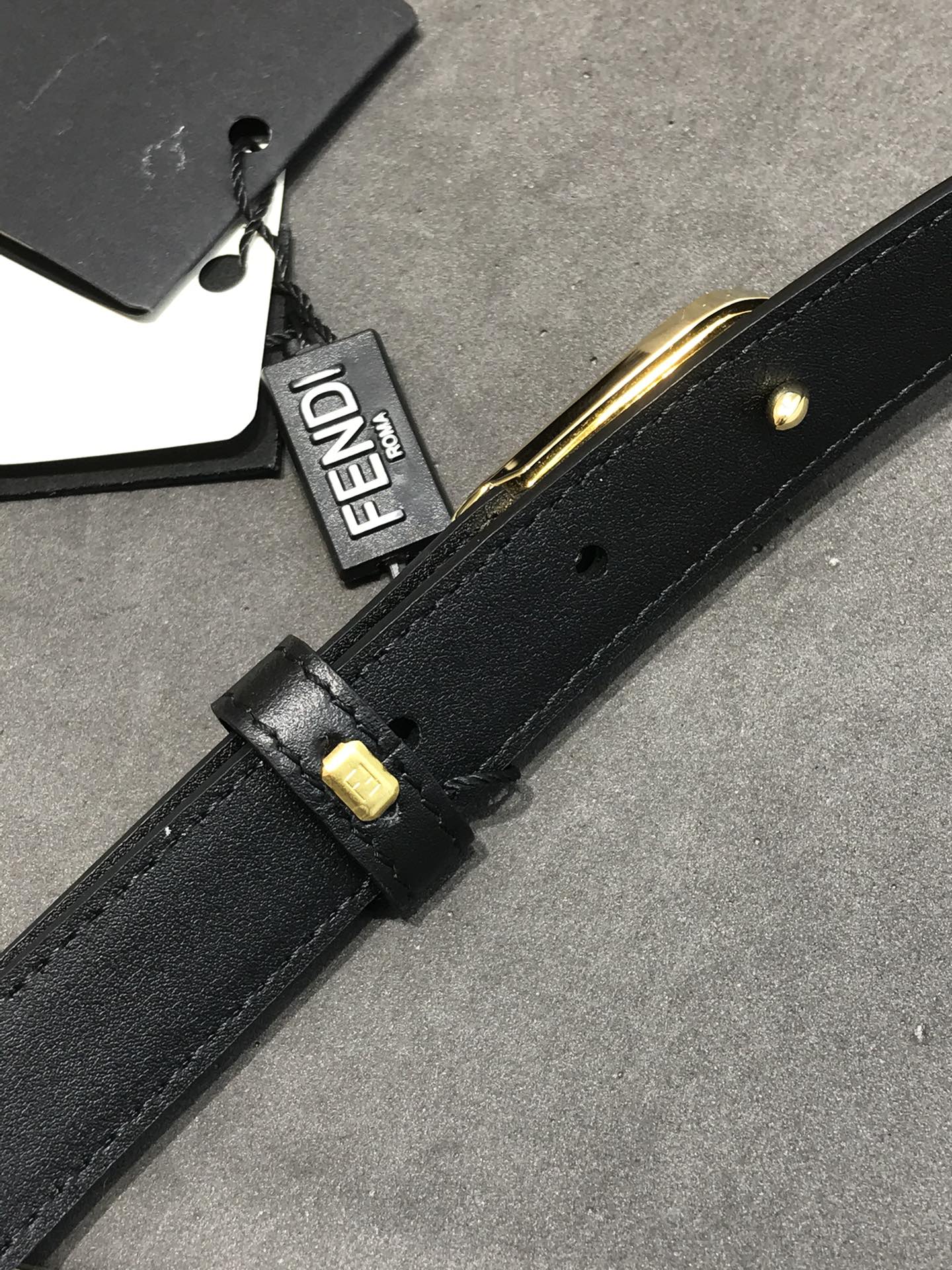 14F76PDE Stylish  High quality belt With full package