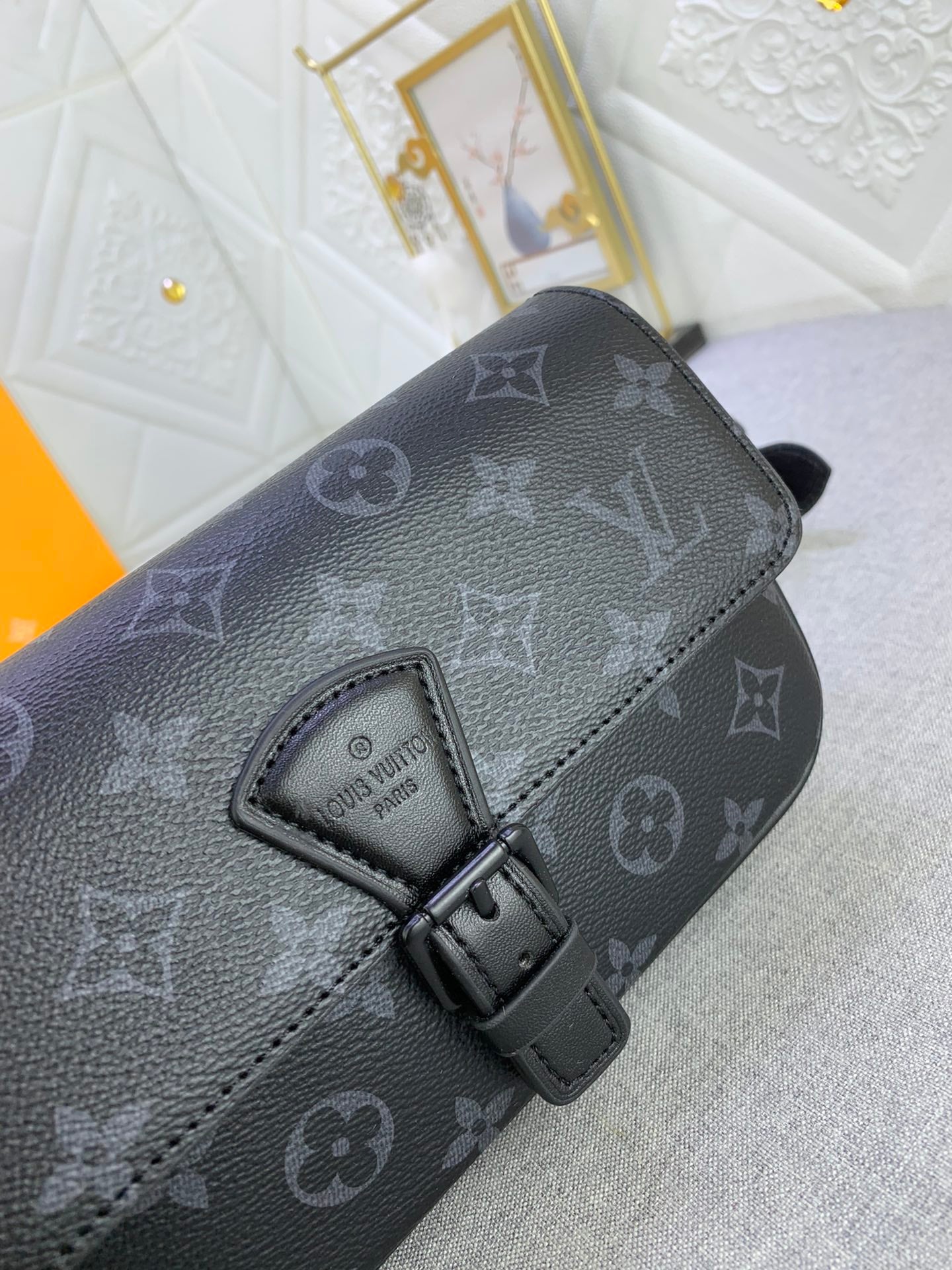 2XE465BDE Stylish leather bag