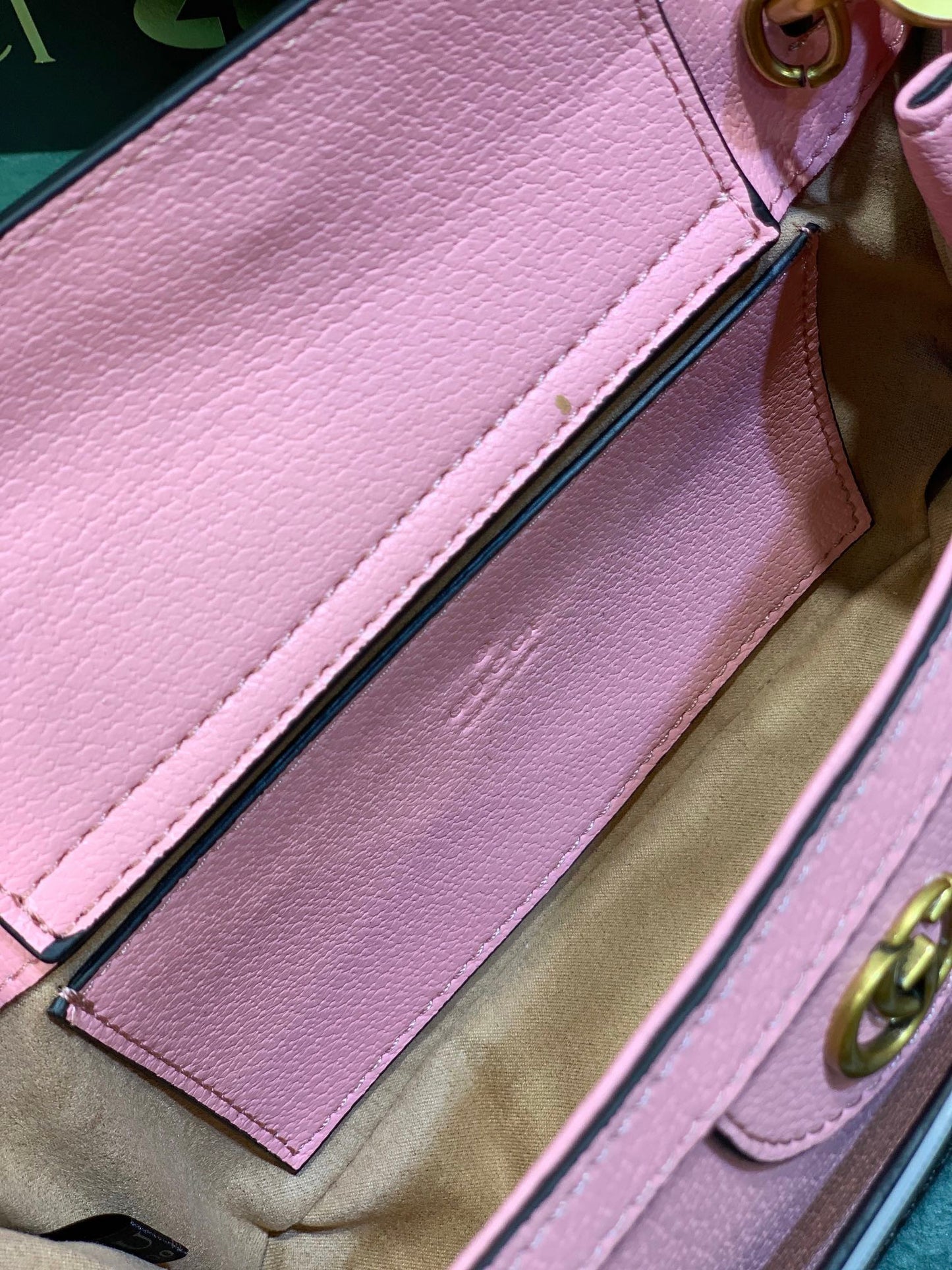 1XB114BDE Stylish leather bag 