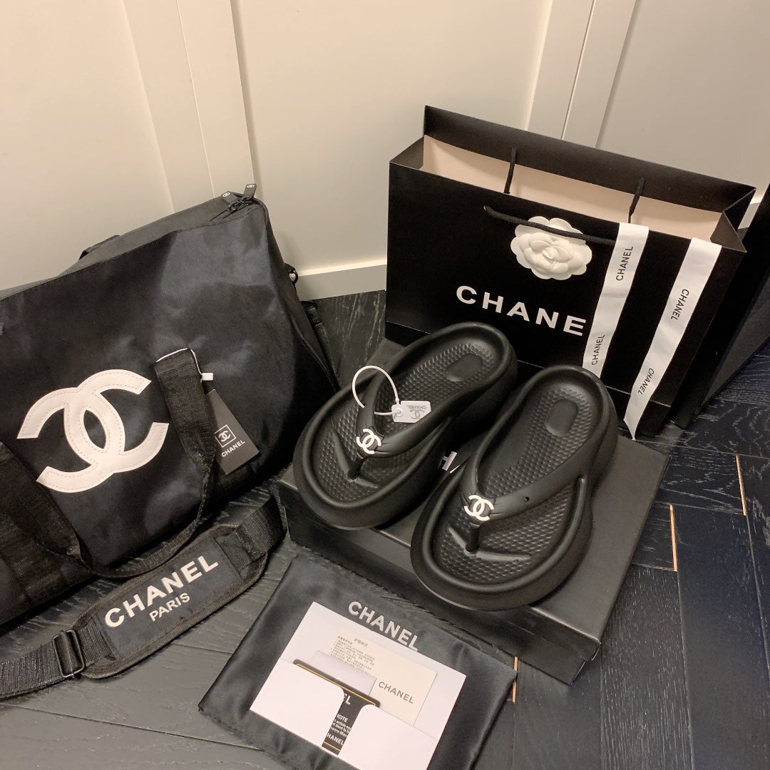 14C189ZDE Stylish Slippers