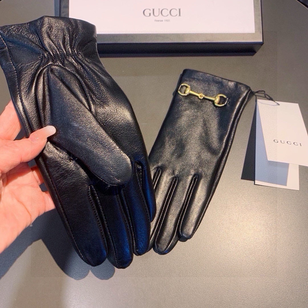 14B27SDE Stylish sheepskin gloves