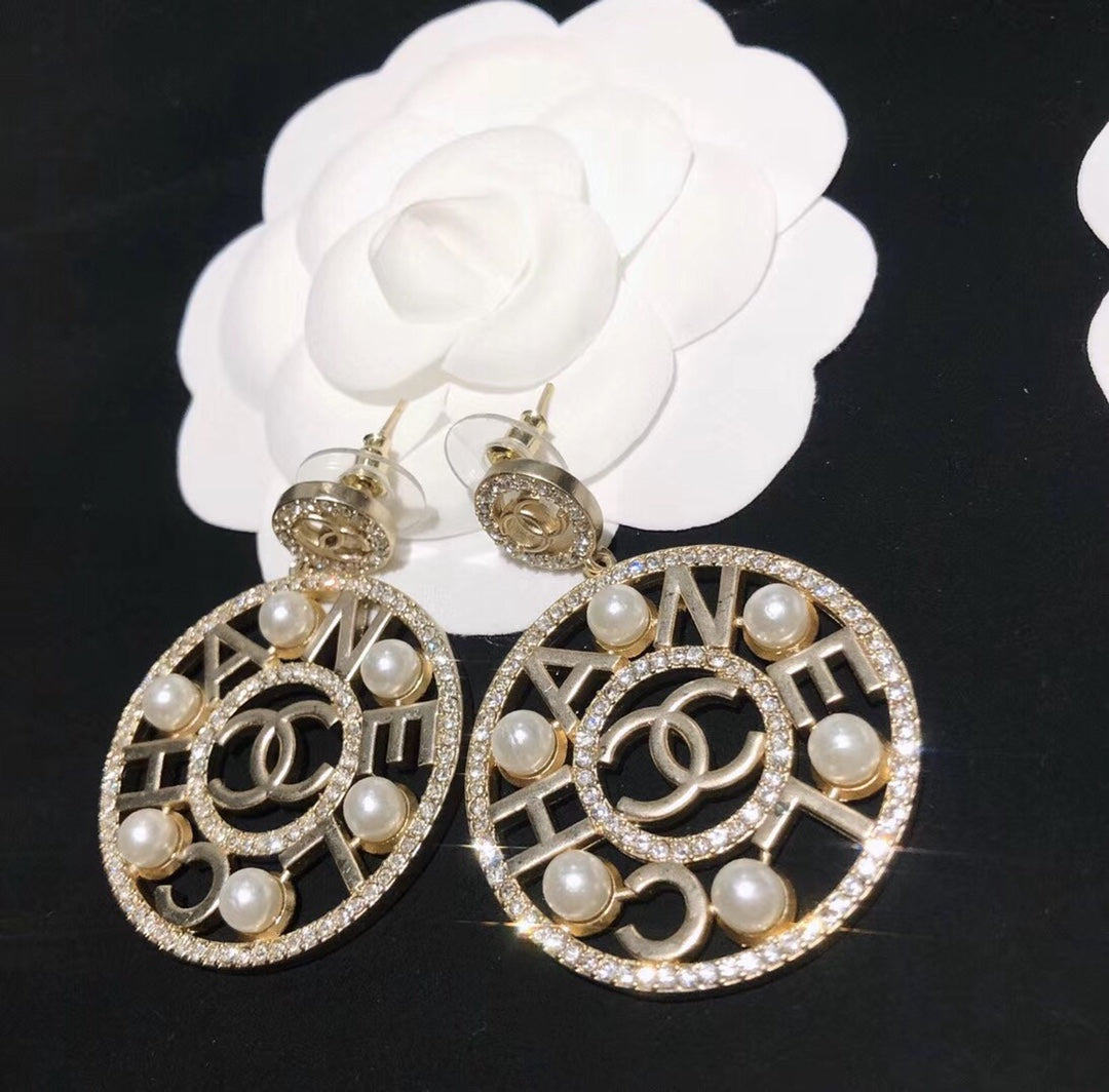 1YC238EDE Stylish Earrings