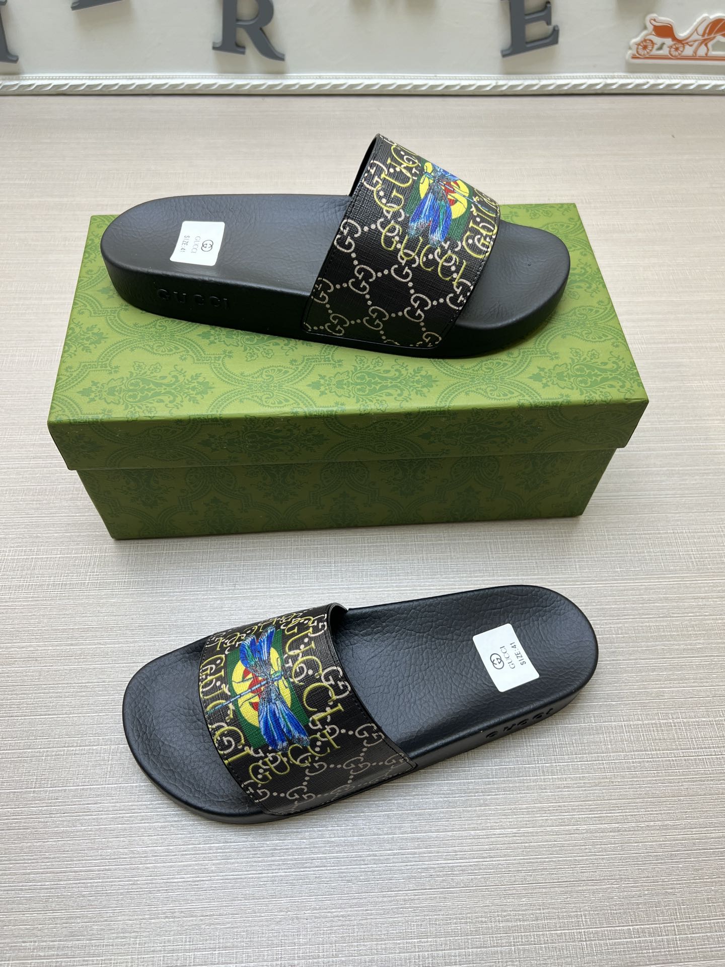 5LB233ZDE Stylish Slippers