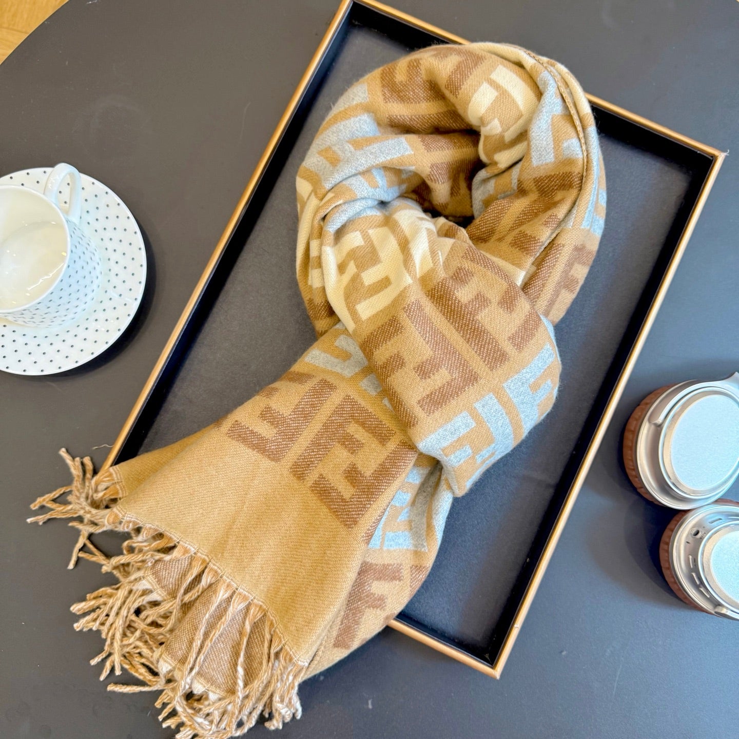 185RF65WDE Stylish Winter Scarves