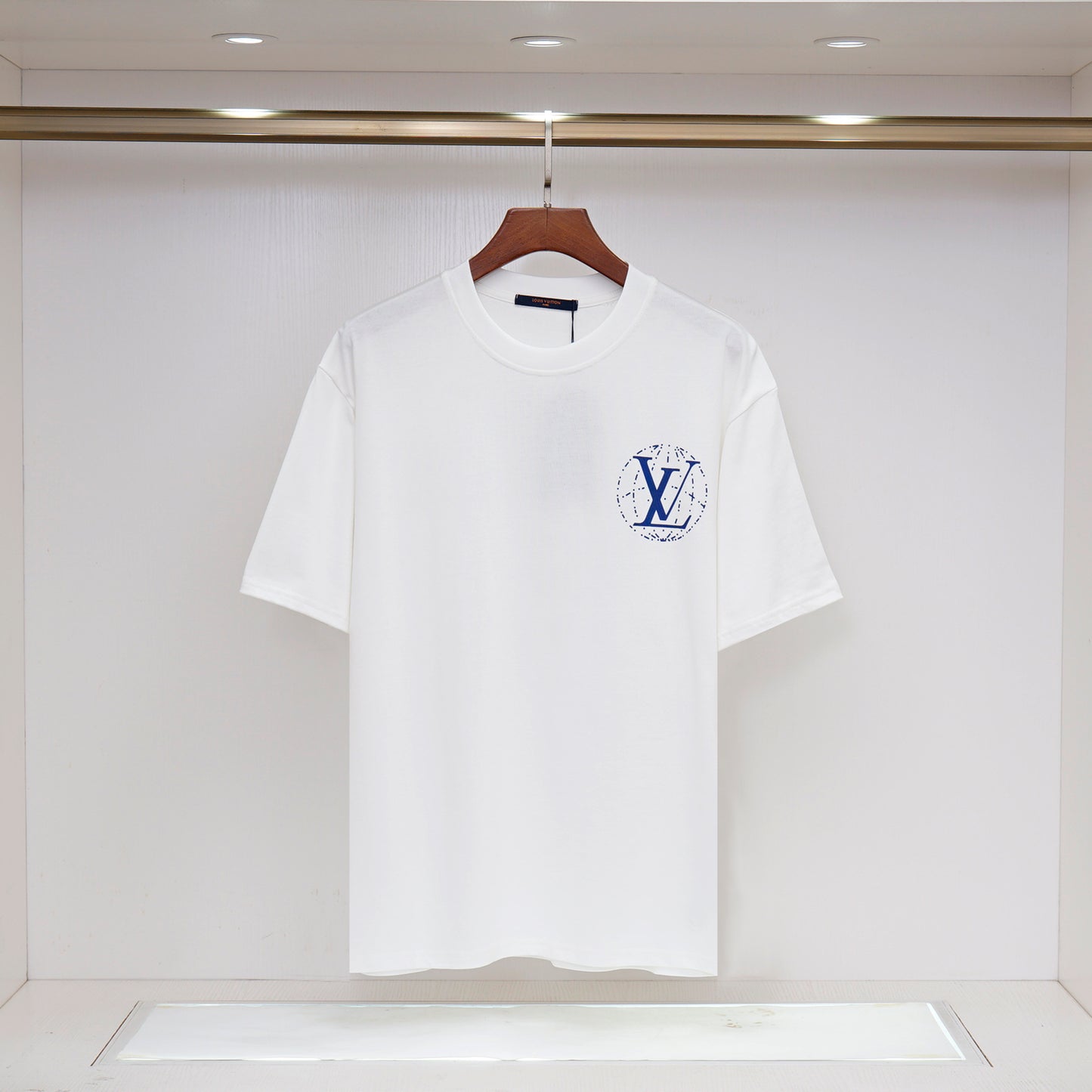 145NE70UDE Stylish T-shirt