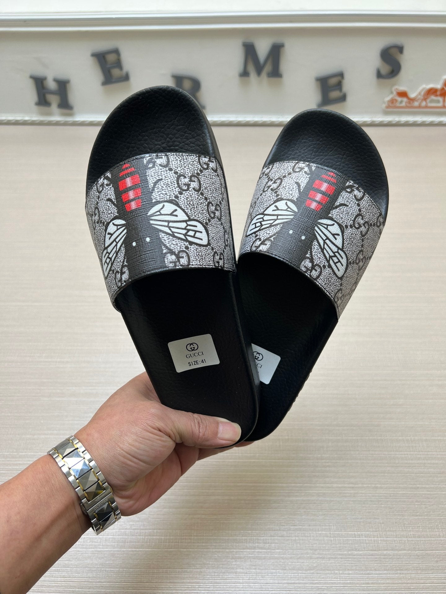 5LB235ZDE Stylish Slippers