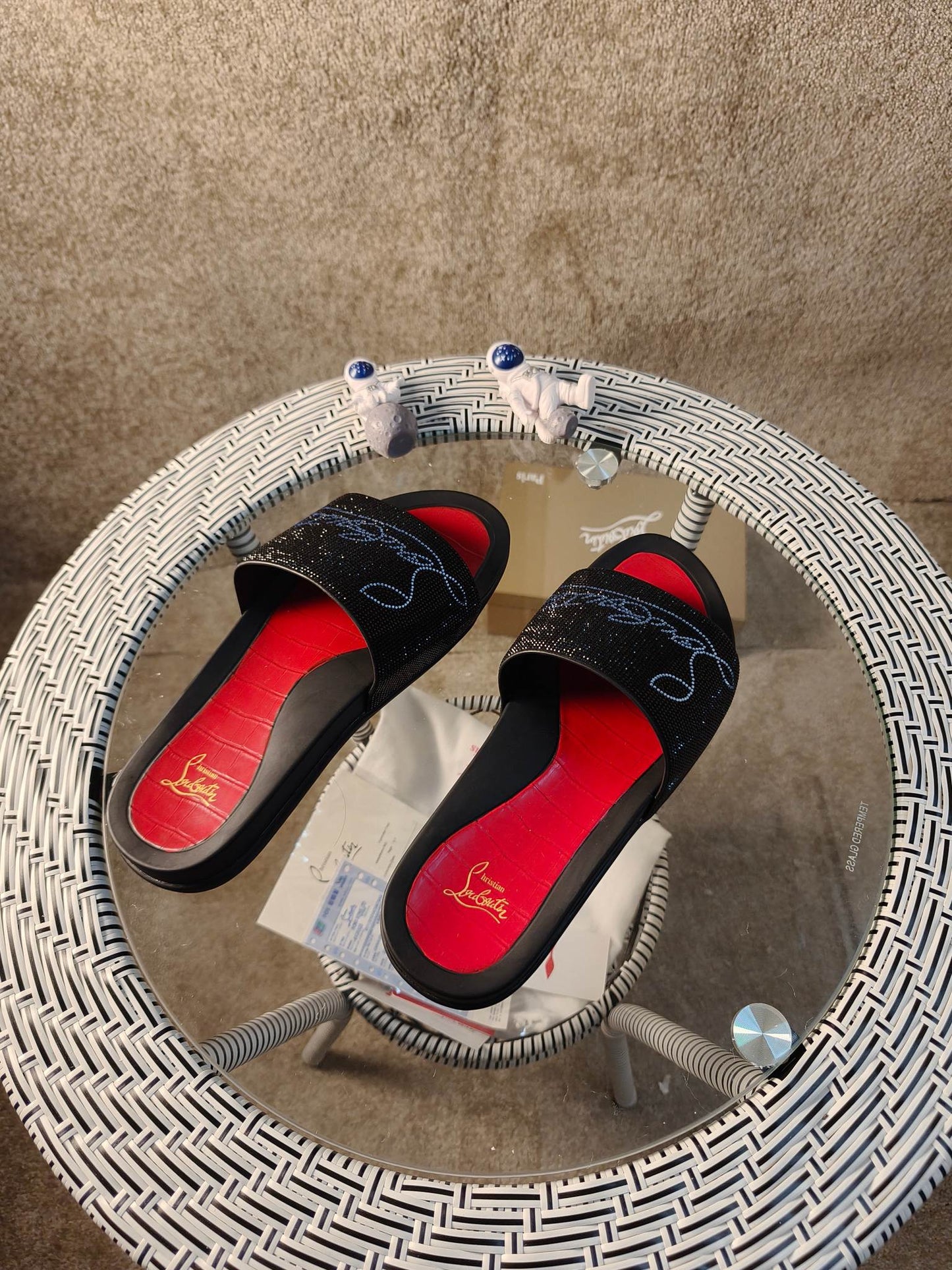 J4A17ZDE Stylish Slippers