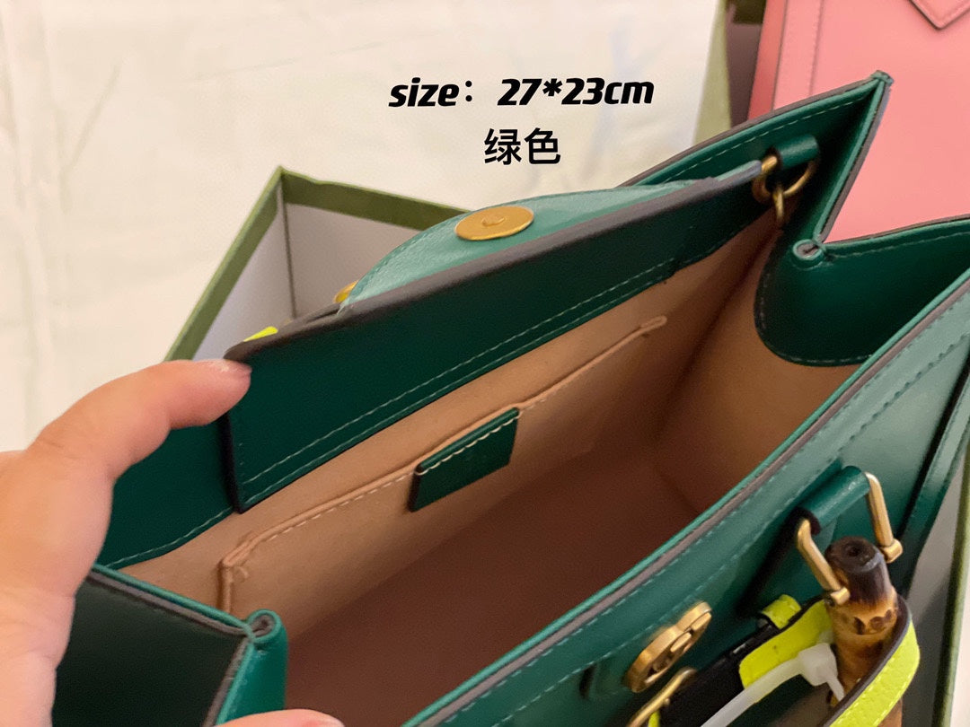 1XB118BDE Stylish leather bag 