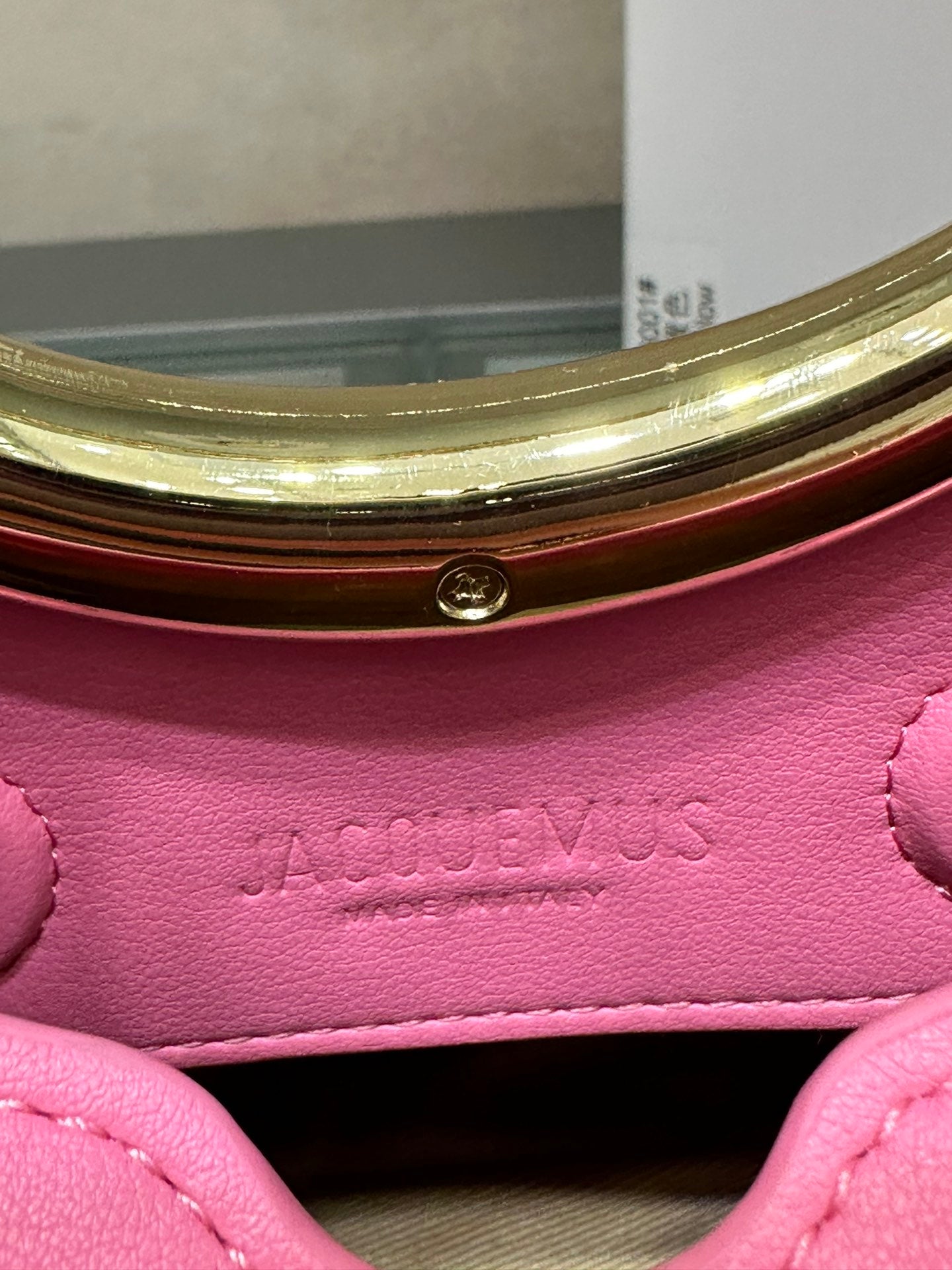 155NA12BDE Stylish leather bag