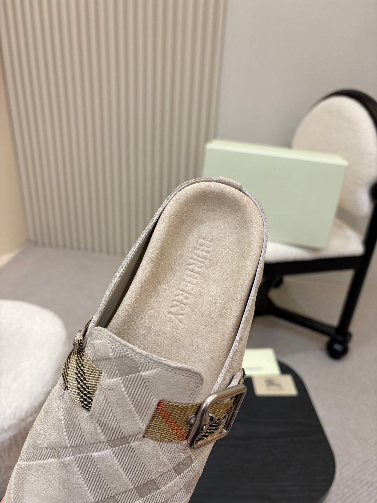 285NR11ZDE Stylish leather shoes