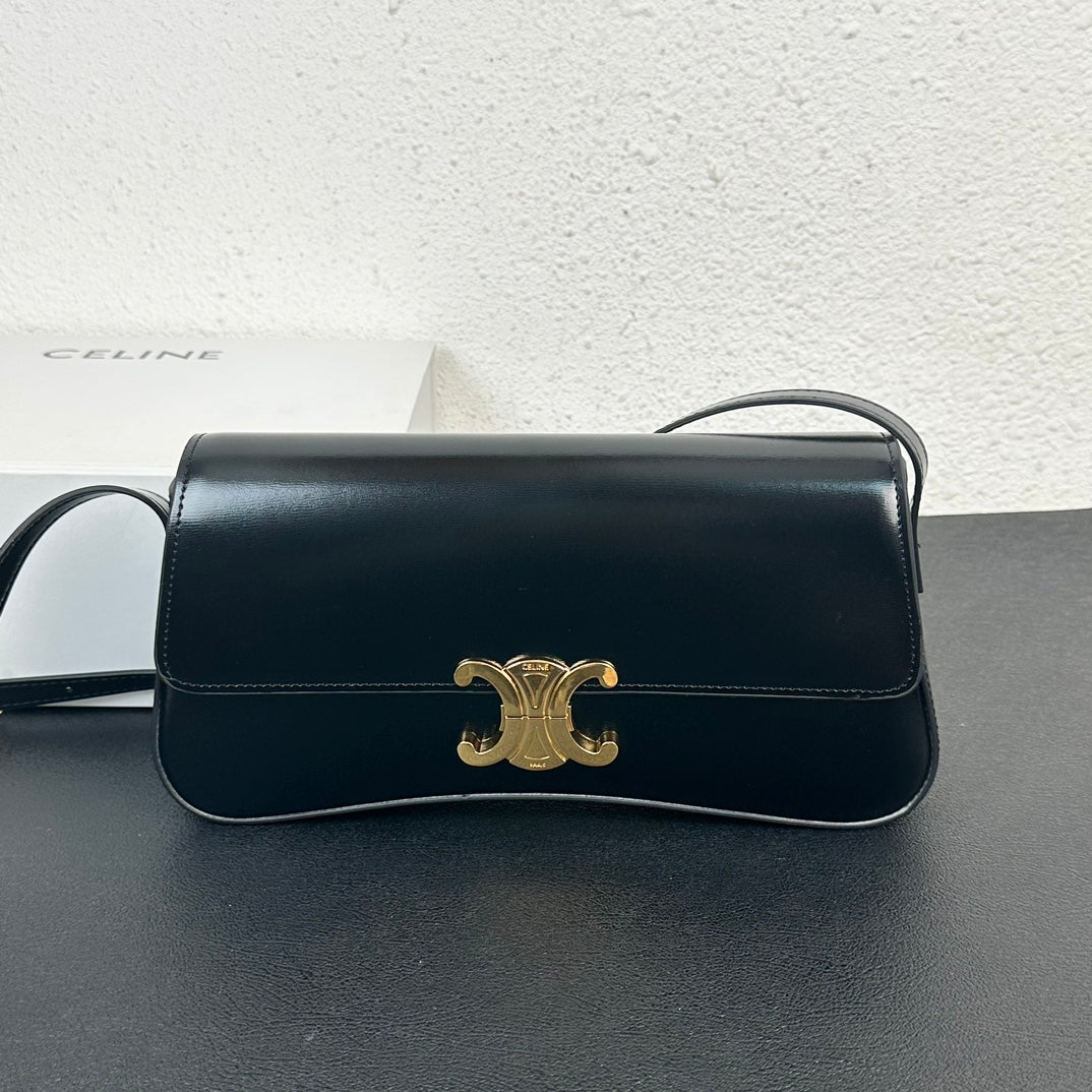 1XE271BDE Stylish leather bag 