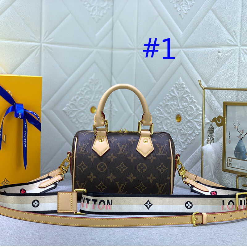 2XE44BDE Stylish leather bag 