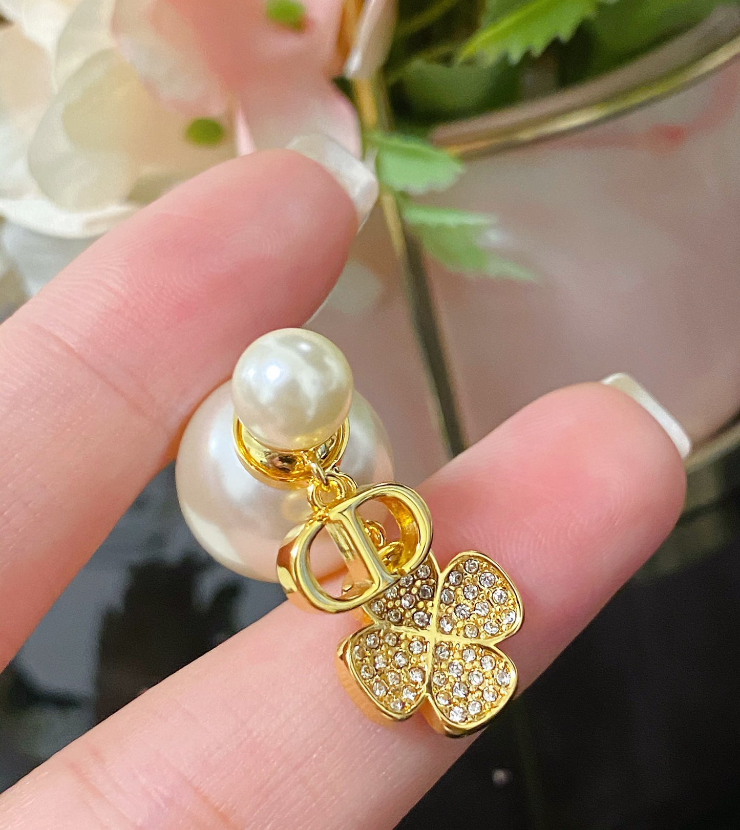 1ND207EDE Stylish Earrings
