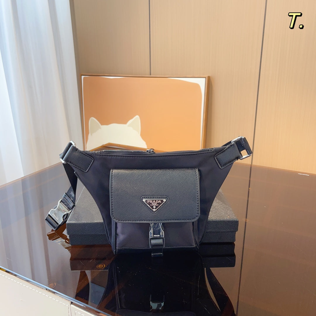 6XPD160BDE Stylish leather bag 