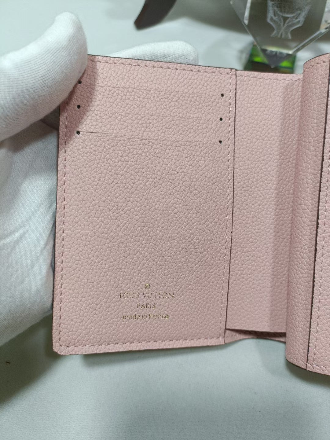 1XB385BDE Stylish leather wallets  ( with boxs)