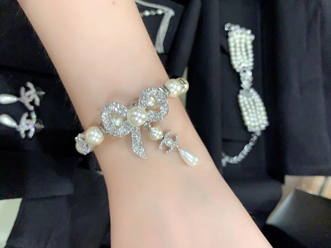 14C573KDE Stylish Bracelets