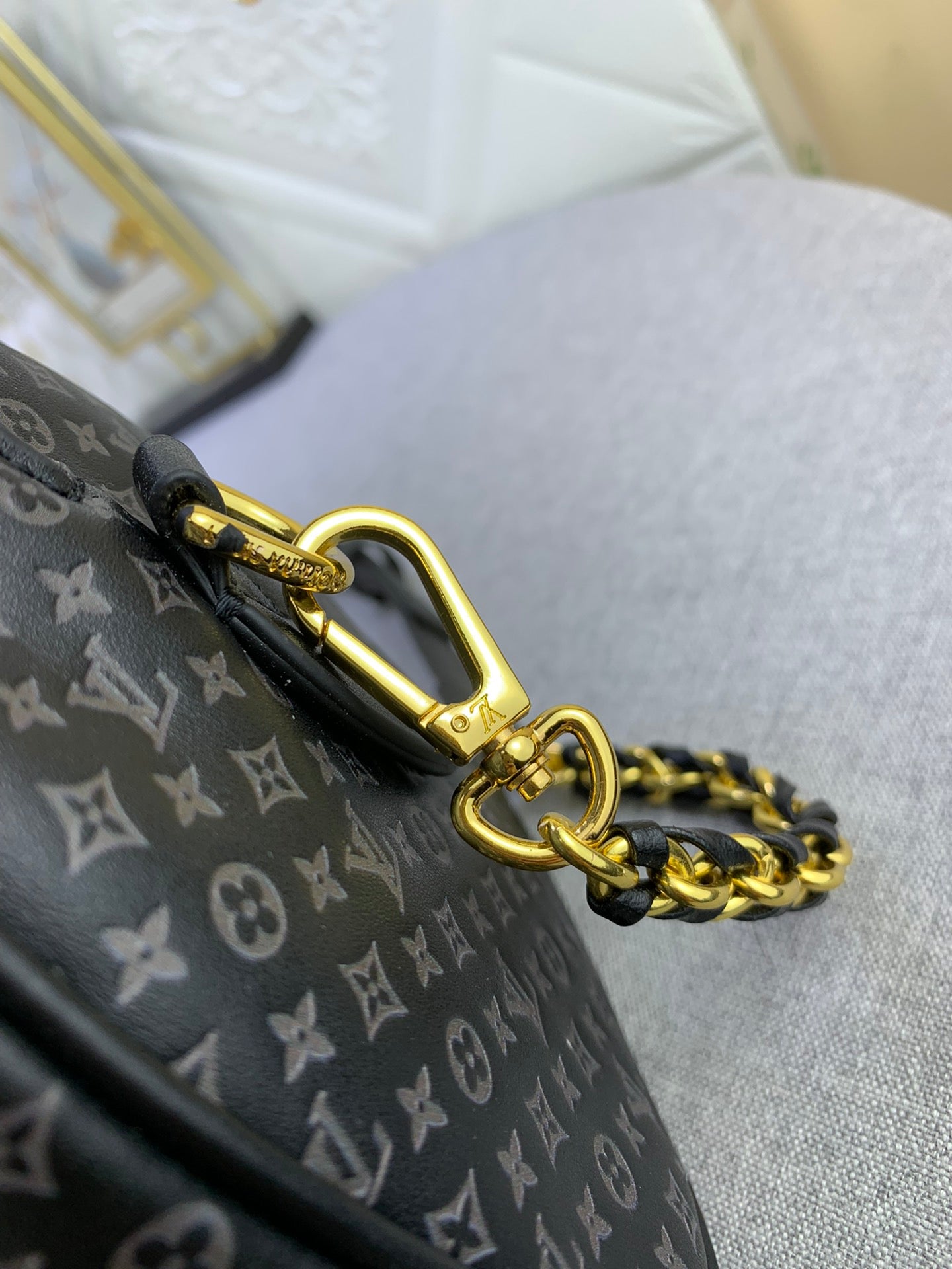 1XE143BDE Stylish leather bag 