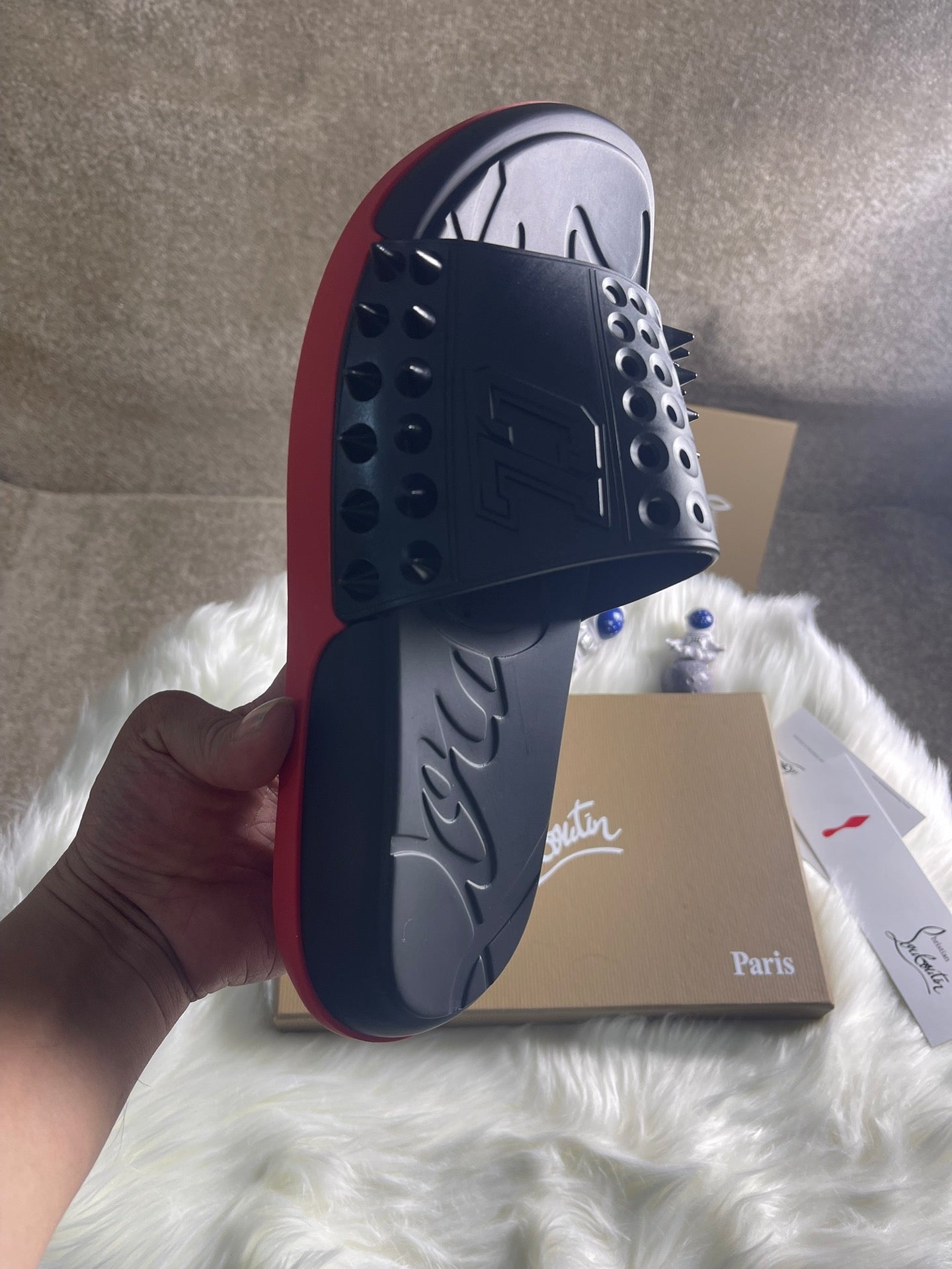 J4A22ZDE Stylish Slippers