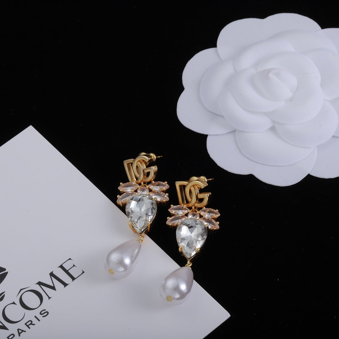 14A275EDE Stylish Earrings