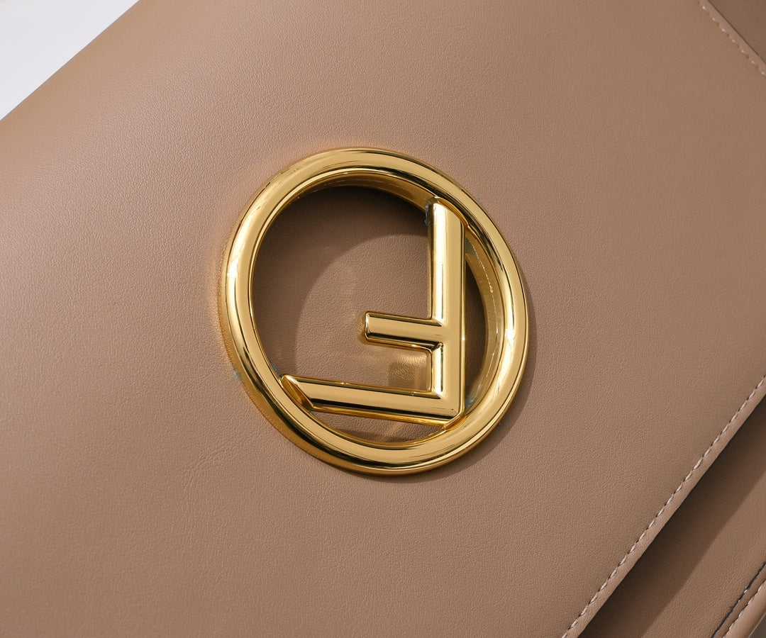 1XF90BDE Stylish leather bag 