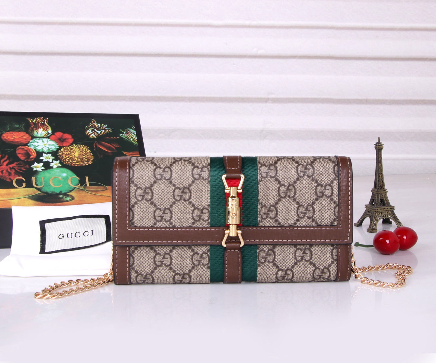 1WB58BDE Stylish leather bag