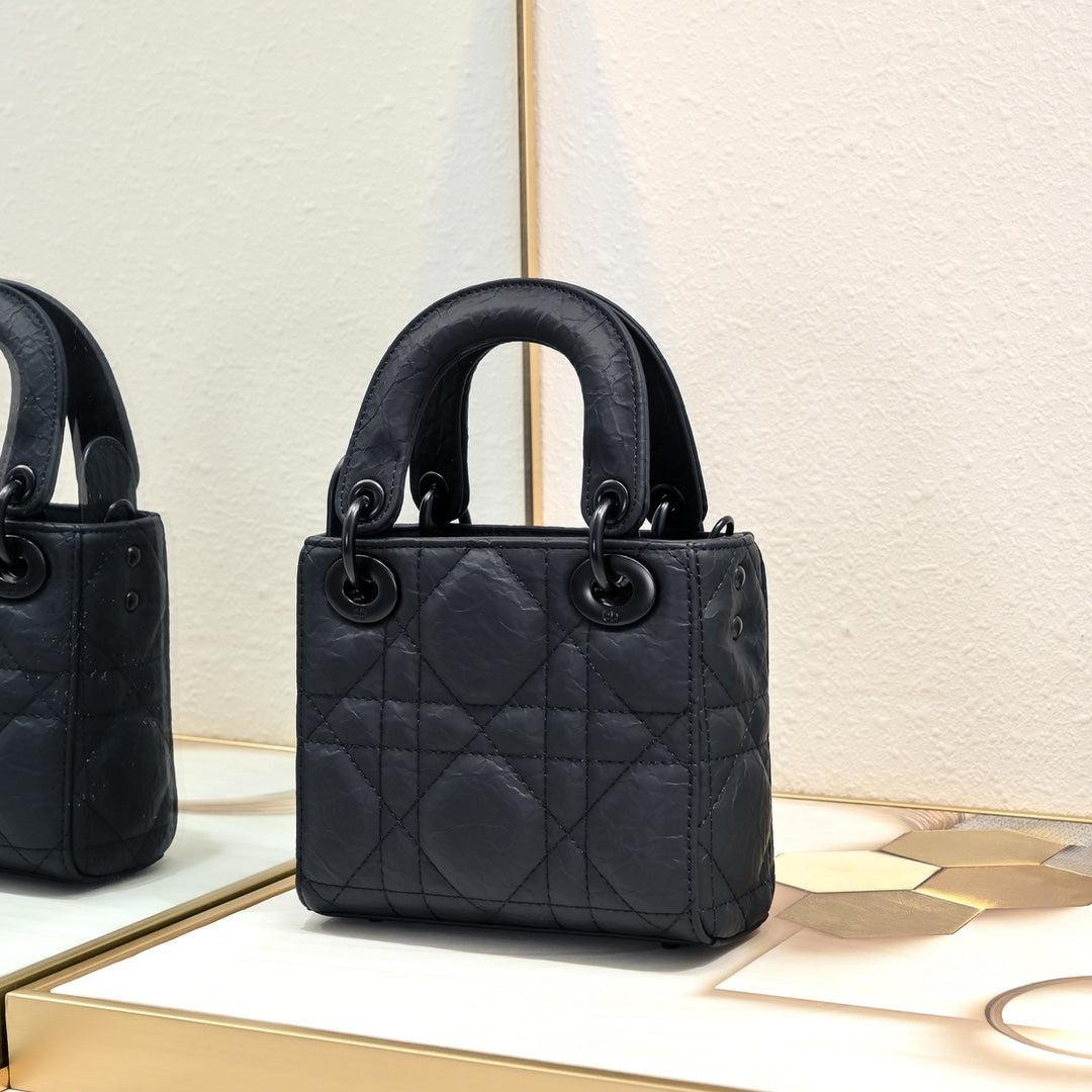 1XD438BDE Stylish leather bag