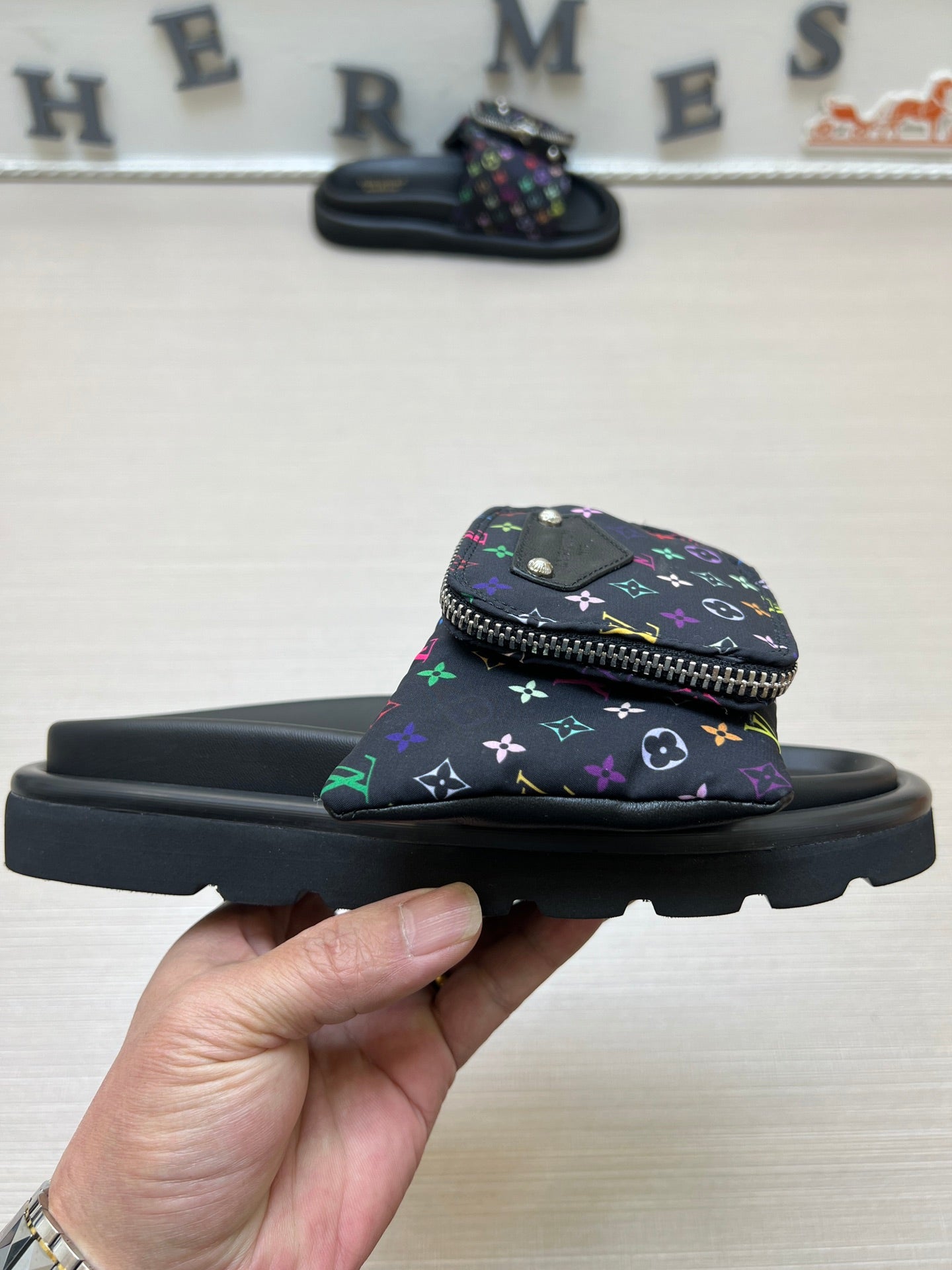 5LE219ZDE Stylish Slippers