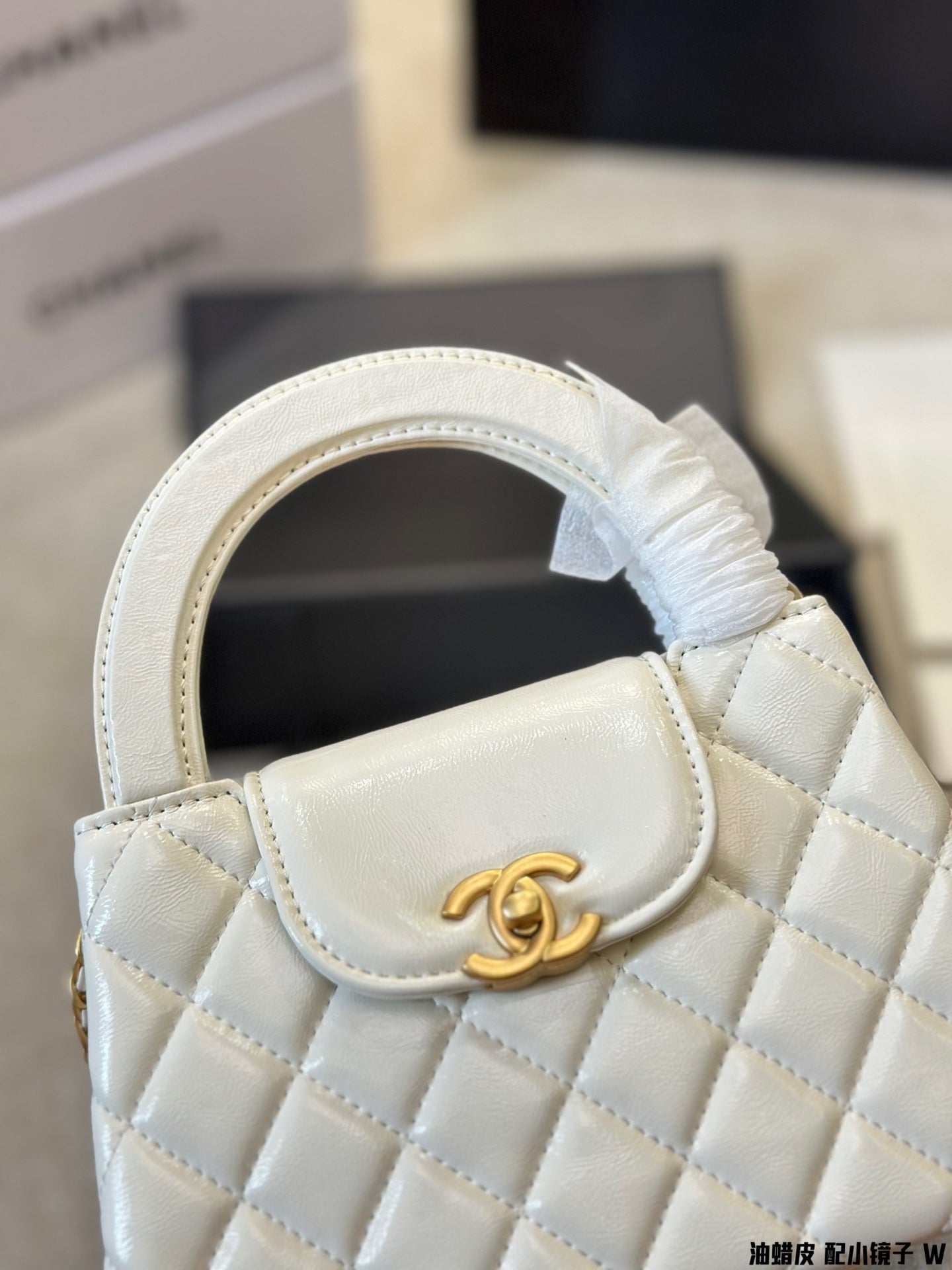 6XC422BDE Stylish leather bag