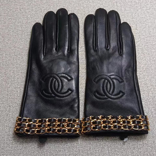 24C93SDE Stylish gloves
