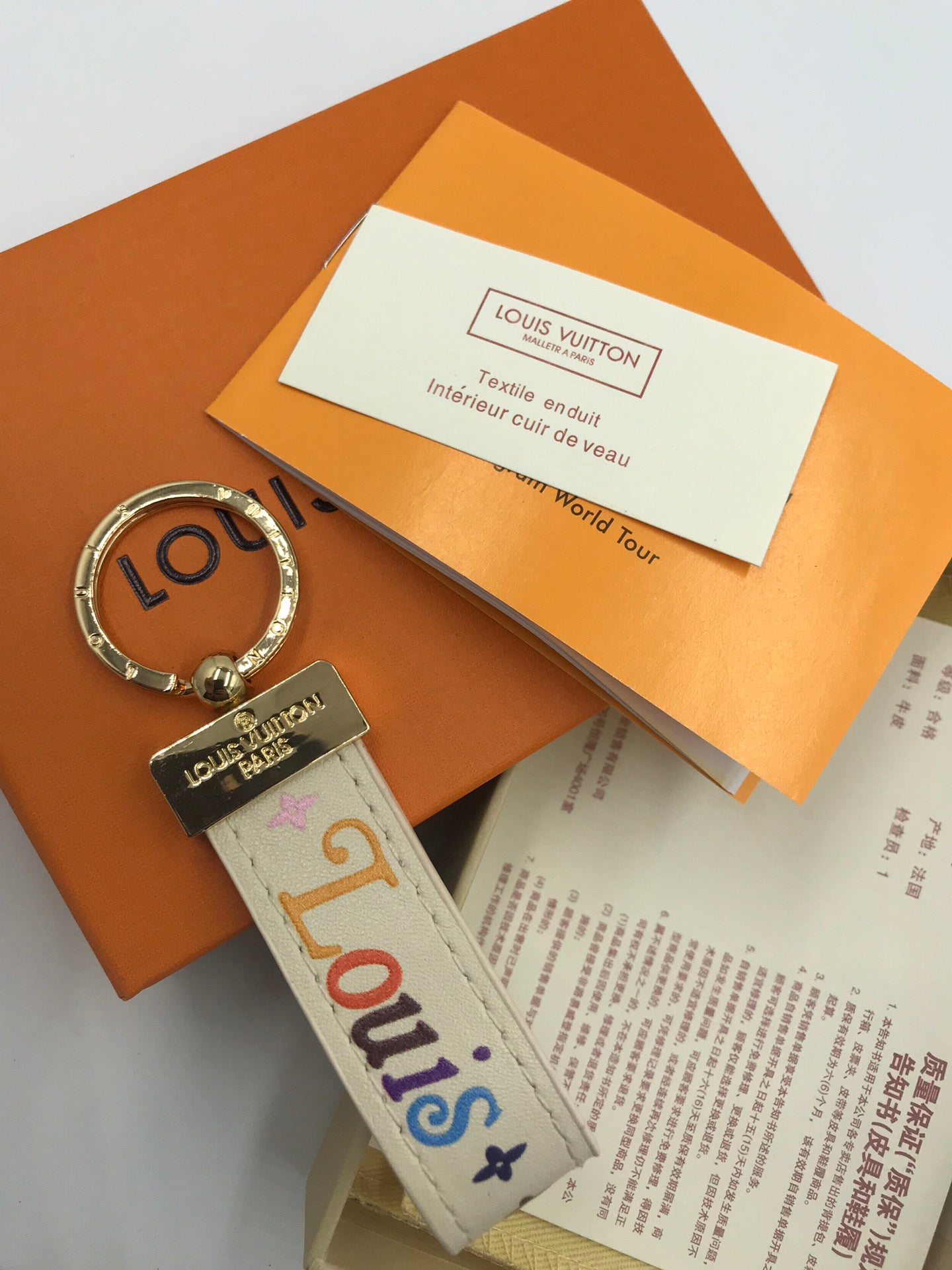 1E8ADE Stylish  Keychains