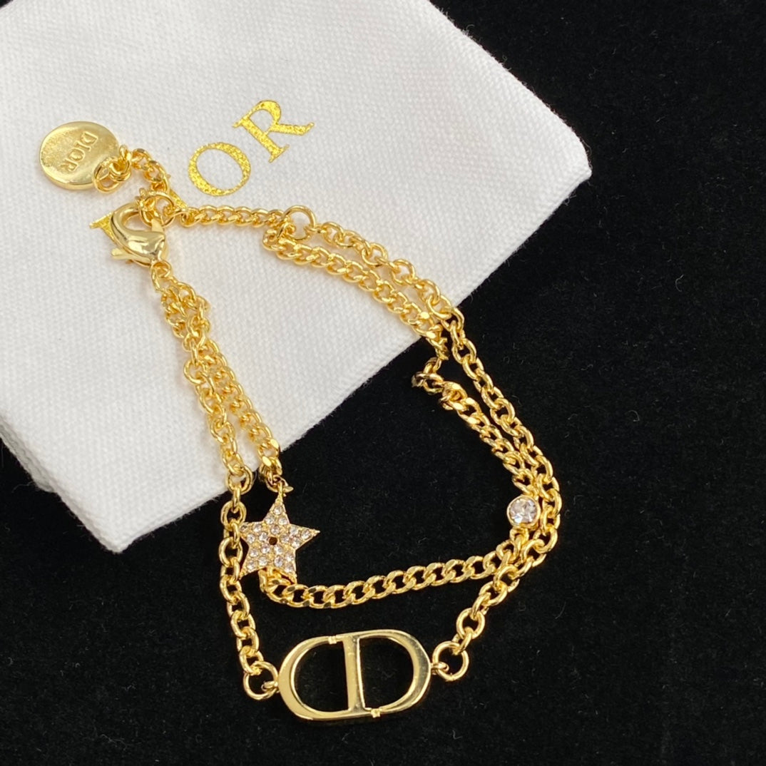 1YD217XDE Stylish Earring Bracelets Necklaces