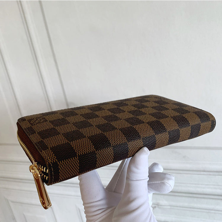1E04BDE Stylish leather wallets